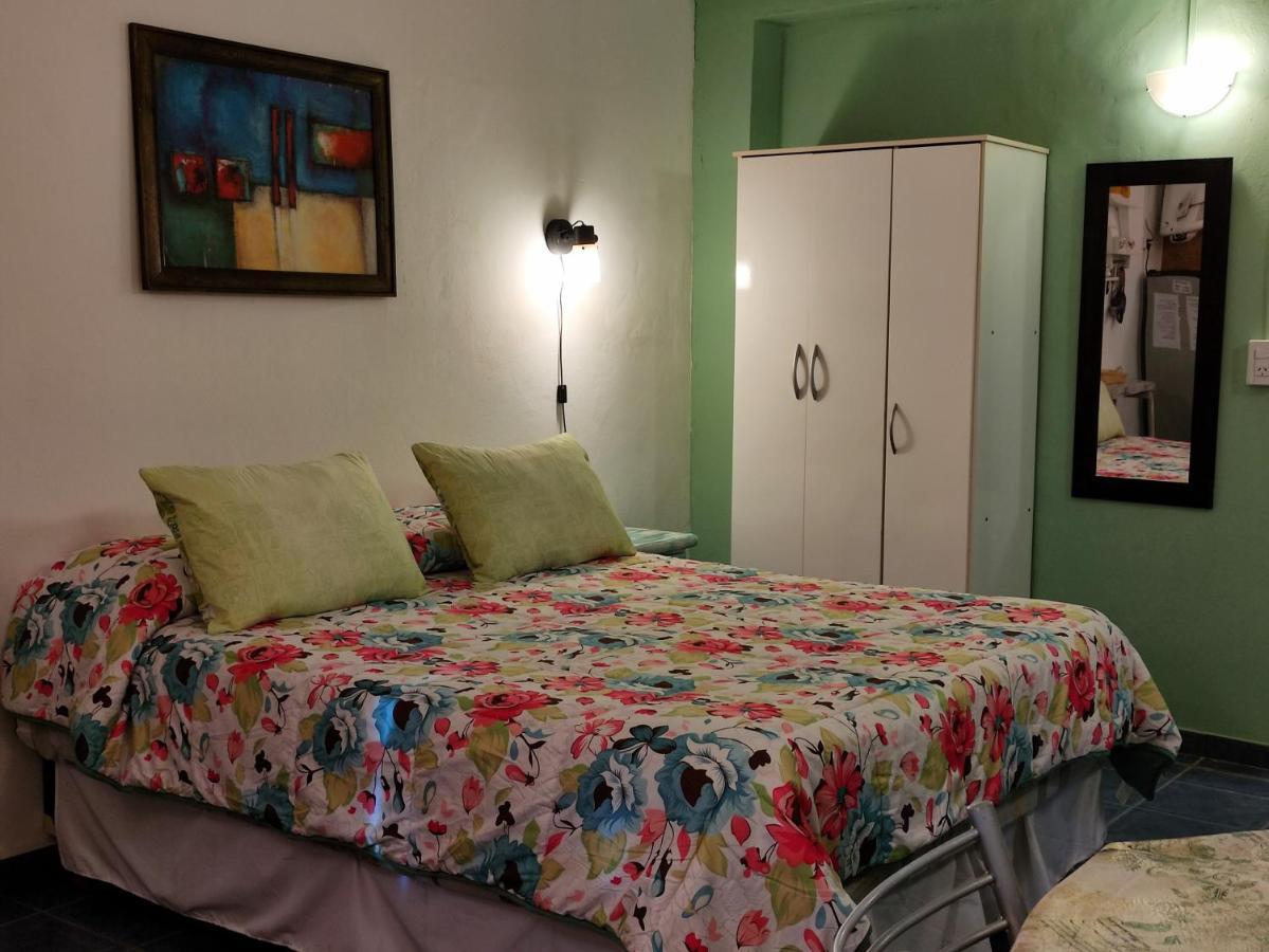 Studios La Bella Vida En Escobar Belen de Escobar Ngoại thất bức ảnh