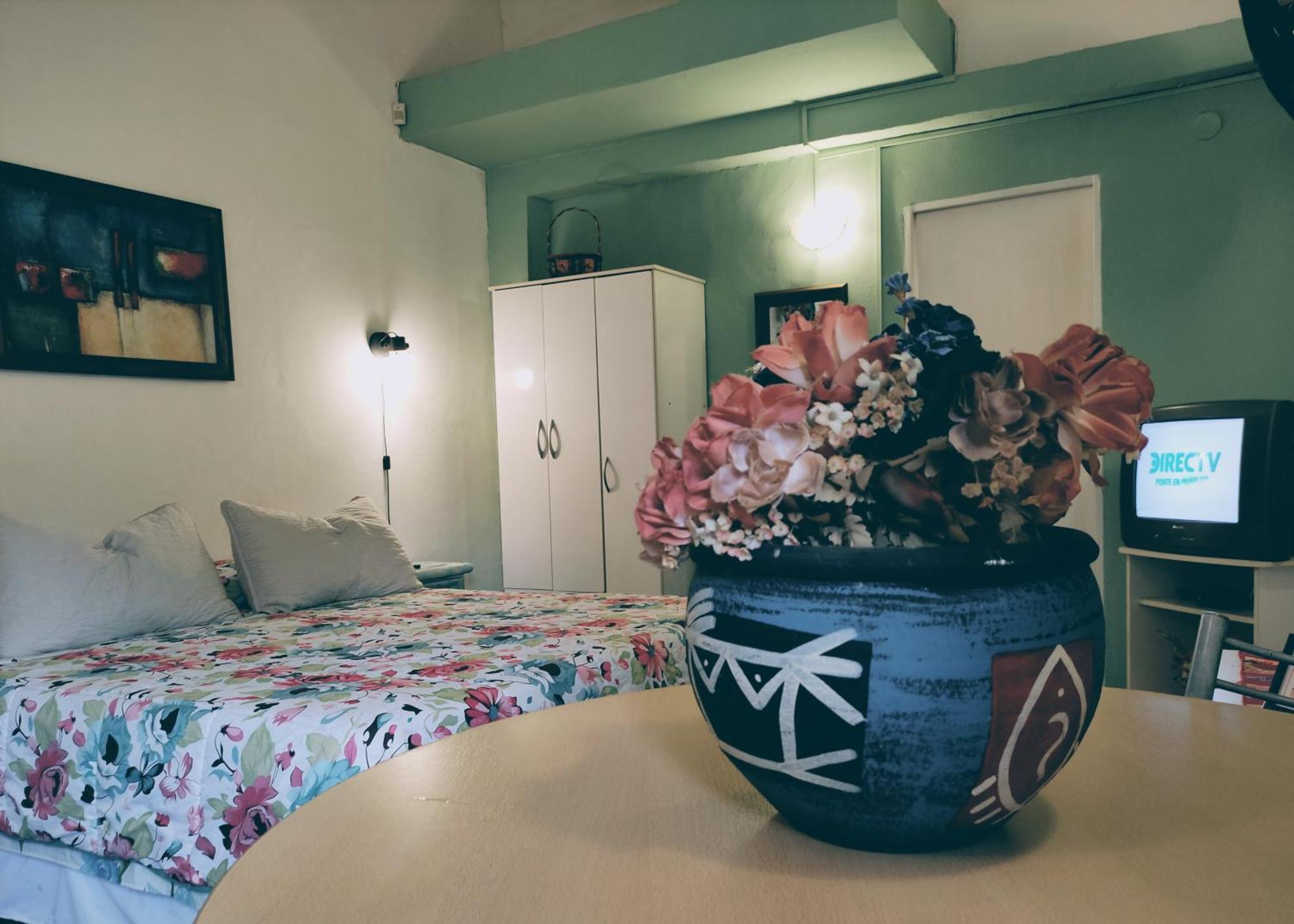 Studios La Bella Vida En Escobar Belen de Escobar Ngoại thất bức ảnh